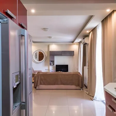 Apartment Ionias In