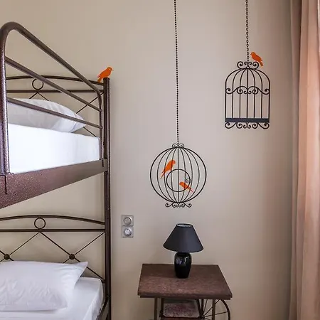 Apartment Ionias In *